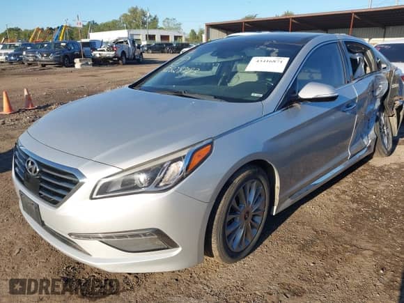 2015 Hyundai Sonata Limited z VIN 5NPE34AF5FH033529, wystawiony jako IAAI lot #43416871 z przebiegiem 182 317 mil mil oraz . Historia ofert i sprzedaży dostępna na DreamBid. Obrazek 2.