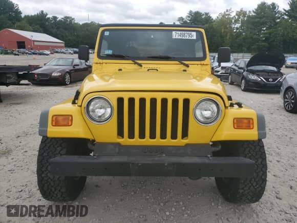 2000 Jeep Wrangler SE with VIN 1J4FA29P0YP775110, listed as a Copart auction lot 71498795 with 72,782 mi miles and Clean title. Bid and sale history available at DreamBid. Image 5.