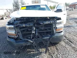 2017 Chevrolet Silverado 1500 Work Truck z VIN 3GCUKNEH0HG462315, wystawiony jako IAAI lot #43161976 z przebiegiem 237 687 mil mil oraz . Historia ofert i sprzedaży dostępna na DreamBid. Obrazek 6.