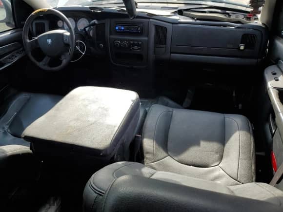 2004 Dodge 2500 SLT with VIN 3D7KA28D74G156746, listed as a Copart auction lot 82692515 with 176,563 mi miles and Clean title. Bid and sale history available at DreamBid. Image 8.