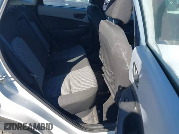 2020 Hyundai Kona SE с VIN KM8K1CAA7LU416389, выставлен на аукционе IAAI как лот 43249247 с пробегом 145 717 миль миль и . История ставок и продаж доступна на DreamBid. Изображение 8.