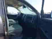 2015 Ram 1500 Tradesman z VIN 1C6RR6KMXFS581317, wystawiony jako IAAI lot #42393568 z przebiegiem 349 945 mil mil oraz . Historia ofert i sprzedaży dostępna na DreamBid. Obrazek 5.