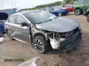 2017 Nissan Sentra SR с VIN 3N1AB7AP2HY331735, выставлен на аукционе IAAI как лот 43314553 с пробегом 87 348 миль миль и . История ставок и продаж доступна на DreamBid. Изображение 1.