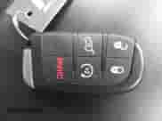 2018 Jeep Grand Cherokee Laredo с VIN 1C4RJFAG0JC466739, выставлен на аукционе IAAI как лот 41974220 с пробегом 107 996 миль миль и . История ставок и продаж доступна на DreamBid. Изображение 11.