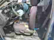 2002 Dodge 1500 z VIN 1D7HA16KX2J196417, wystawiony jako Copart lot #65429685 z przebiegiem 150 719 mil mil oraz Nie do naprawy • Non repairable. Historia ofert i sprzedaży dostępna na DreamBid. Obrazek 7.