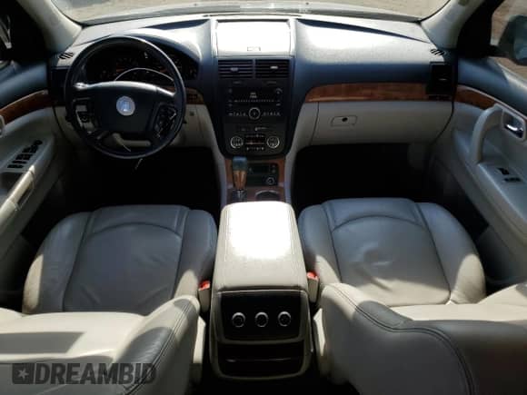 2009 Saturn Outlook XR with VIN 5GZEV23D19J213594, listed as a Copart auction lot 61647544 with 105,569 mi miles and Non repairable. Bid and sale history available at DreamBid. Image 8.