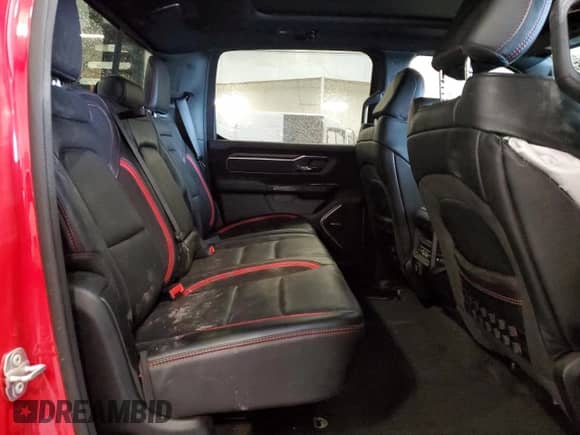 2023 Ram 1500 TRX z VIN 1C6SRFU98PN505640, wystawiony jako Copart lot #81585405 z przebiegiem 40 576 mil mil oraz Szkoda całkowita • Salvage title. Historia ofert i sprzedaży dostępna na DreamBid. Obrazek 10.