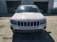2014 Jeep Compass Sport z VIN 1C4NJDBB4ED773837, wystawiony jako Copart lot #82474845 z przebiegiem 133 337 mil mil oraz Czysty tytuł • Clean title. Historia ofert i sprzedaży dostępna na DreamBid. Obrazek 5.