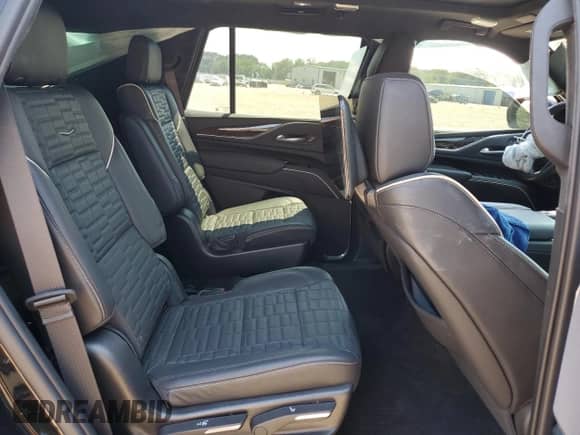 2023 Cadillac Escalade RWD Sport Platinum with VIN 1GYS3GKL1PR276199, listed as a Copart auction lot 67098665 with 71,569 mi miles and Salvage title. Bid and sale history available at DreamBid. Image 11.