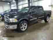 2010 Dodge 1500 SLT z VIN 1D7RV1CT2AS262361, wystawiony jako Copart lot #56317015 z przebiegiem 196 982 mil mil oraz Szkoda całkowita • Salvage title. Historia ofert i sprzedaży dostępna na DreamBid. Obrazek 1.