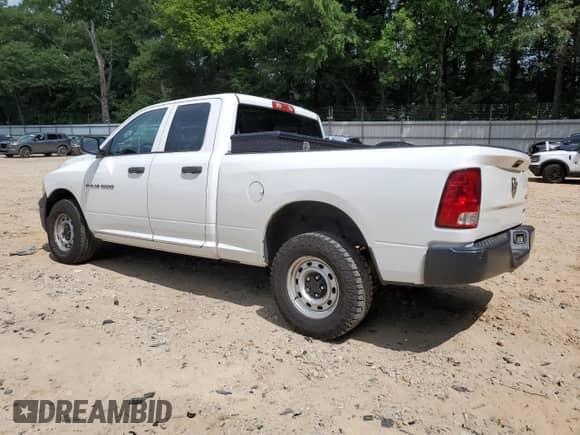 2012 Ram 1500 ST z VIN 1C6RD7FP5CS315773, wystawiony jako Copart lot #65696485 z przebiegiem 93 355 mil mil oraz Szkoda całkowita • Salvage title. Historia ofert i sprzedaży dostępna na DreamBid. Obrazek 2.