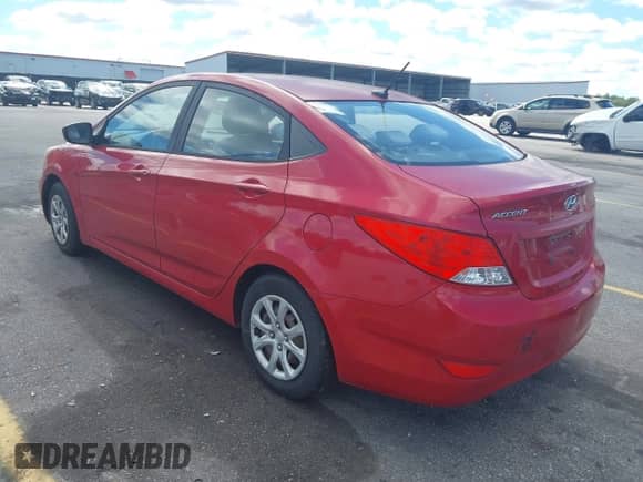 2013 Hyundai Accent GLS с VIN KMHCT4AE9DU461634, выставлен на аукционе IAAI как лот 43359820 с пробегом 187 730 миль миль и . История ставок и продаж доступна на DreamBid. Изображение 3.