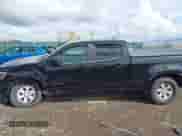 2016 Chevrolet Colorado 4WD WT z VIN 1GCGTBE30G1379817, wystawiony jako IAAI lot #43284954 z przebiegiem 88 749 mil mil oraz . Historia ofert i sprzedaży dostępna na DreamBid. Obrazek 14.