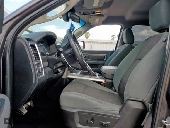 2015 Ram 1500 Big Horn с VIN 1C6RR7GT7FS741823, выставлен на аукционе Copart как лот 67513305 с пробегом 186 141 миль миль и Списание • Salvage title. История ставок и продаж доступна на DreamBid. Изображение 7.