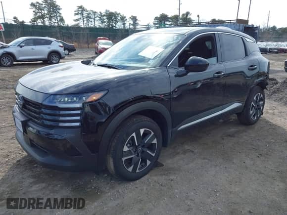 2025 Nissan Kicks SV with VIN 3N8AP6CB0SL341585, listed as a IAAI auction lot 41639532 with 902 mi miles and . Bid and sale history available at DreamBid. Image 18.