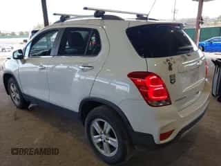 2017 Chevrolet Trax LT z VIN KL7CJPSB3HB209831, wystawiony jako IAAI lot #41974739 z przebiegiem 99 339 mil mil oraz . Historia ofert i sprzedaży dostępna na DreamBid. Obrazek 3.