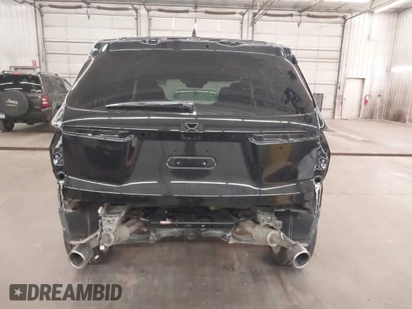 2022 Honda Passport EX-L с VIN 5FNYF8H52NB019660, выставлен на аукционе IAAI как лот 42336353 с пробегом 8 082 миль миль и . История ставок и продаж доступна на DreamBid. Изображение 6.