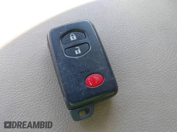 2015 Toyota Prius Persona Series with VIN JTDKN3DU4F0441549, listed as a IAAI auction lot 43338014 with Not provided miles and . Bid and sale history available at DreamBid. Image 11.