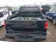 2003 Chevrolet S-10 LS с VIN 1GCDT13XX3K132733, выставлен на аукционе IAAI как лот 41732952 с пробегом 141 180 миль миль и . История ставок и продаж доступна на DreamBid. Изображение 16.