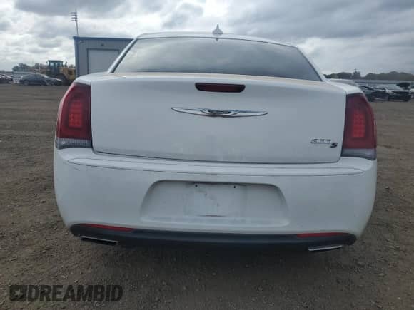 2019 Chrysler 300 S с VIN 2C3CCABG9KH537909, выставлен на аукционе Copart как лот 90449585 с пробегом Не указан миль и Чистый • Clean title. История ставок и продаж доступна на DreamBid. Изображение 6.