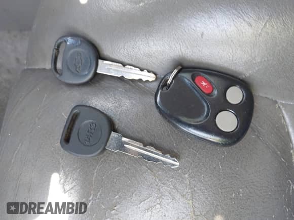 2005 Chevrolet Tahoe LT with VIN 1GNEK13T55R218179, listed as a IAAI auction lot 42977541 with 285,457 mi miles and . Bid and sale history available at DreamBid. Image 11.