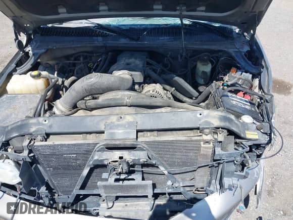 2000 Chevrolet Suburban LT with VIN 3GNGK26U3YG169622, listed as a IAAI auction lot 42131728 with 164,465 mi miles and . Bid and sale history available at DreamBid. Image 10.