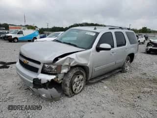 2013 Chevrolet Tahoe LT с VIN 1GNSCBE06DR101654, выставлен на аукционе Copart как лот 68192175 с пробегом 299 597 миль миль и Списание • Salvage title. История ставок и продаж доступна на DreamBid. Изображение 1.