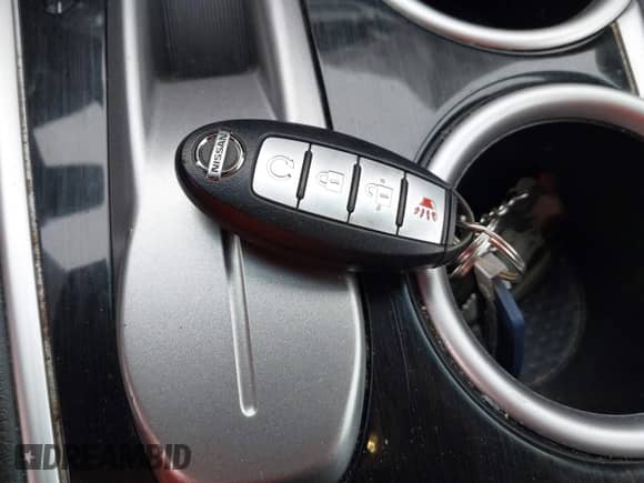 2015 Nissan Pathfinder SV с VIN 5N1AR2MN5FC644608, выставлен на аукционе IAAI как лот 41179690 с пробегом 76 216 миль миль и . История ставок и продаж доступна на DreamBid. Изображение 11.