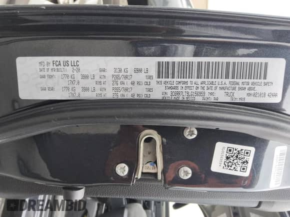 2020 Ram 1500 SLT z VIN 3C6RR7LT9LG156959, wystawiony jako Copart lot #70784065 z przebiegiem 97 684 mil mil oraz Czysty tytuł • Clean title. Historia ofert i sprzedaży dostępna na DreamBid. Obrazek 12.