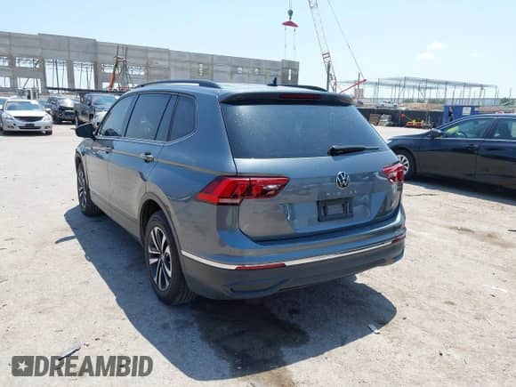 2024 Volkswagen Tiguan S с VIN 3VVRB7AX2RM056667, выставлен на аукционе IAAI как лот 42404593 с пробегом 6 369 миль миль и . История ставок и продаж доступна на DreamBid. Изображение 3.