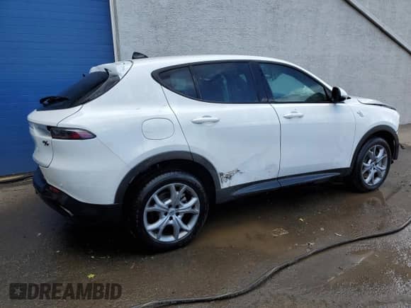 2024 Dodge Hornet R/T с VIN ZACPDFCW3R3A32820, выставлен на аукционе Copart как лот 76388114 с пробегом 11 925 миль миль и Списание • Salvage title. История ставок и продаж доступна на DreamBid. Изображение 3.