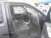 2011 Nissan Pathfinder S z VIN 5N1AR1NN9BC630617, wystawiony jako IAAI lot #43340054 z przebiegiem 119 129 mil mil oraz . Historia ofert i sprzedaży dostępna na DreamBid. Obrazek 5.