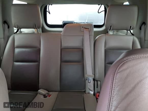 2007 Ford Explorer XLT с VIN 1FMEU63E07UB33506, выставлен на аукционе Copart как лот 85313935 с пробегом 120 282 миль миль и Списание • Salvage title. История ставок и продаж доступна на DreamBid. Изображение 10.