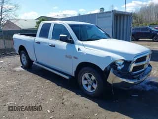 2014 Ram 1500 Express z VIN 1C6RR7FT6ES219975, wystawiony jako IAAI lot #41864917 z przebiegiem 165 675 mil mil oraz . Historia ofert i sprzedaży dostępna na DreamBid. Obrazek 1.