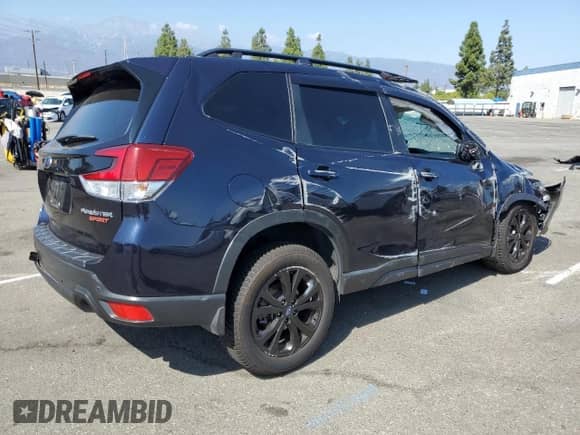 2021 Subaru Forester Special Sports z VIN JF2SKARC3MH570833, wystawiony jako Copart lot #84709305 z przebiegiem 46 677 mil mil oraz Szkoda całkowita • Salvage title. Historia ofert i sprzedaży dostępna na DreamBid. Obrazek 3.