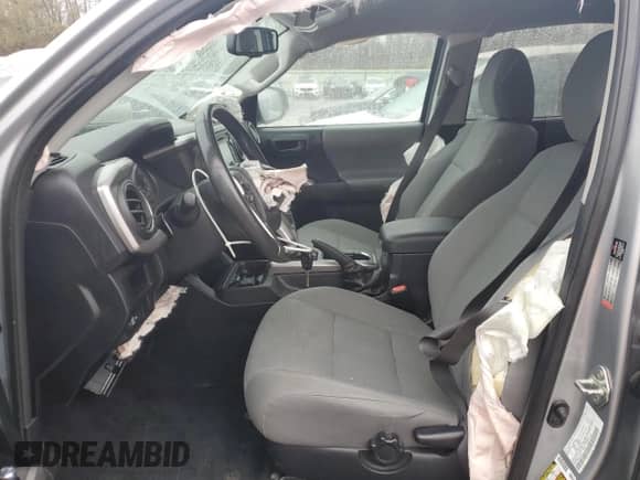 2017 Toyota Tacoma TRD Off Road z VIN 3TMDZ5BN5HM016961, wystawiony jako Copart lot #90403165 z przebiegiem 86 569 mil mil oraz Szkoda całkowita • Salvage title. Historia ofert i sprzedaży dostępna na DreamBid. Obrazek 7.