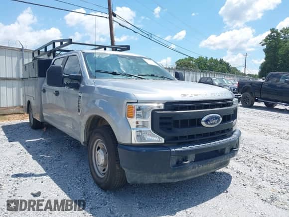 2021 Ford F-250 z VIN 1FT7W2AN0MED44584, wystawiony jako IAAI lot #42803094 z przebiegiem 130 459 mil mil oraz . Historia ofert i sprzedaży dostępna na DreamBid. Obrazek 1.
