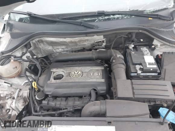 2017 Volkswagen Tiguan Wolfsburg Edition с VIN WVGRV7AX6HK013019, выставлен на аукционе IAAI как лот 43557249 с пробегом 111 435 миль миль и . История ставок и продаж доступна на DreamBid. Изображение 10.