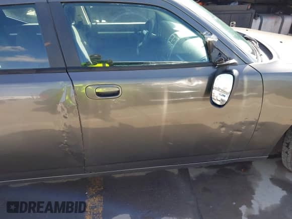 2009 Dodge Charger SE with VIN 2B3LA43V19H566249, listed as a IAAI auction lot 43508446 with 175,966 mi miles and . Bid and sale history available at DreamBid. Image 6.