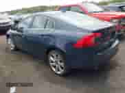2013 Volvo S60 T6 R-Design Platinum с VIN YV1902FH8D1216575, выставлен на аукционе IAAI как лот 43233003 с пробегом 52 221 миль миль и . История ставок и продаж доступна на DreamBid. Изображение 3.