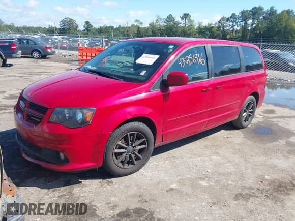 2014 Dodge Grand Caravan R/T with VIN 2C4RDGEG5ER311981, listed as a IAAI auction lot 43256916 with 121,413 mi miles and . Bid and sale history available at DreamBid. Image 2.