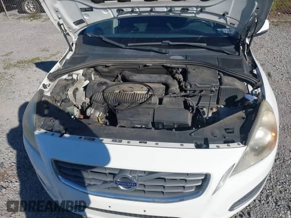 2012 Volvo S60 T5 с VIN YV1622FS8C2045697, выставлен на аукционе IAAI как лот 43489928 с пробегом 140 197 миль миль и . История ставок и продаж доступна на DreamBid. Изображение 10.