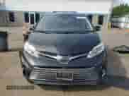 2018 Toyota Sienna Limited Premium with VIN 5TDDZ3DC3JS194793, listed as a Copart auction lot 84433205 with 148,305 mi miles and Salvage title. Bid and sale history available at DreamBid. Image 5.