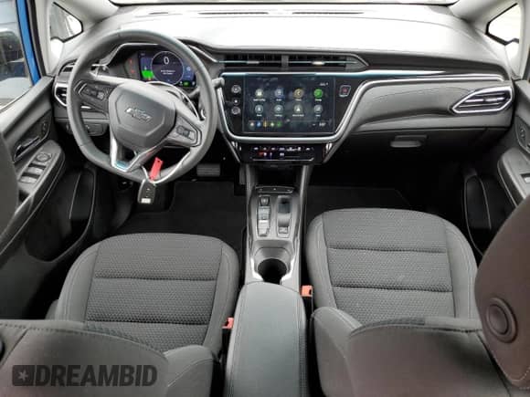 2023 Chevrolet Bolt EV 1LT z VIN 1G1FW6S07P4111164, wystawiony jako Copart lot #55976743 z przebiegiem 4 937 mil mil oraz . Historia ofert i sprzedaży dostępna na DreamBid. Obrazek 8.