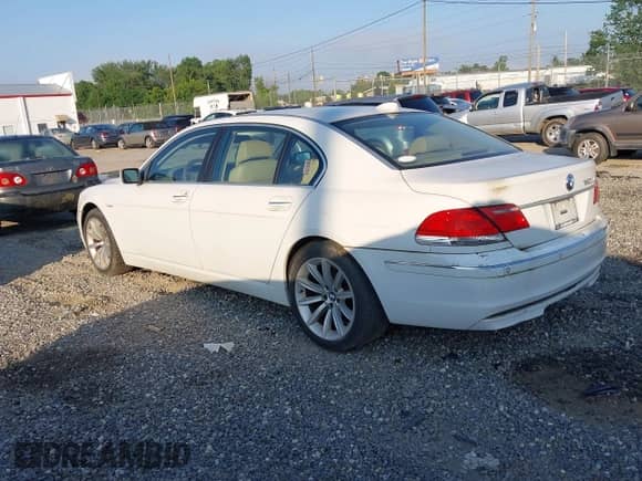 2008 BMW 7 Series 750Li с VIN WBAHN83598DT80967, выставлен на аукционе IAAI как лот 42589630 с пробегом 115 025 миль миль и . История ставок и продаж доступна на DreamBid. Изображение 3.