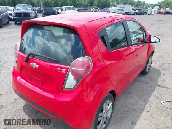 2013 Chevrolet Spark LS с VIN KL8CB6S98DC511717, выставлен на аукционе IAAI как лот 42813362 с пробегом 198 683 миль миль и . История ставок и продаж доступна на DreamBid. Изображение 4.