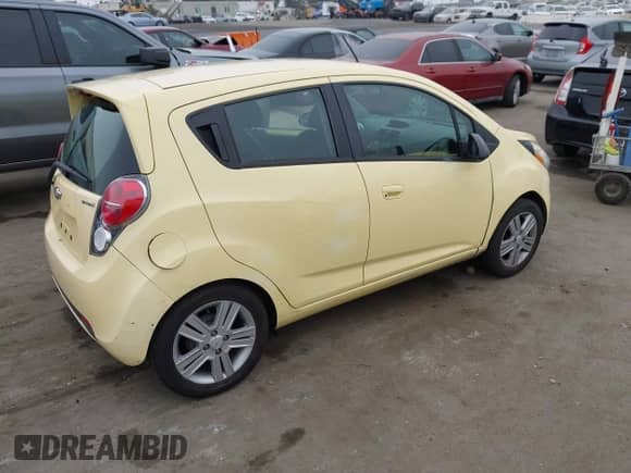 2014 Chevrolet Spark LS with VIN KL8CB6S95EC440803, listed as a IAAI auction lot 43402065 with 116,349 mi miles and . Bid and sale history available at DreamBid. Image 4.
