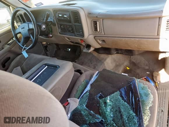 2003 GMC Sierra 1500 SLE with VIN 2GTEC19T331306764, listed as a Copart auction lot 66024655 with Not provided miles and Salvage title. Bid and sale history available at DreamBid. Image 8.