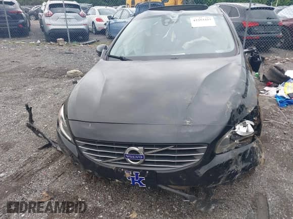 2016 Volvo S60 T5 Premier с VIN YV1612TK3G2411949, выставлен на аукционе IAAI как лот 42353357 с пробегом 152 937 миль миль и . История ставок и продаж доступна на DreamBid. Изображение 11.