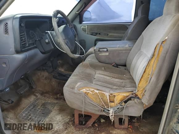 1997 Dodge 3500 с VIN 3B7MF33D2VM592988, выставлен на аукционе Copart как лот 64827035 с пробегом 386 550 миль миль и Списание • Salvage title. История ставок и продаж доступна на DreamBid. Изображение 7.